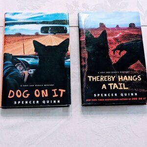 New Lot of 2 Chet & Bernie Mysteries Spencer Quinn HC DJ 1st Ed Dog On It